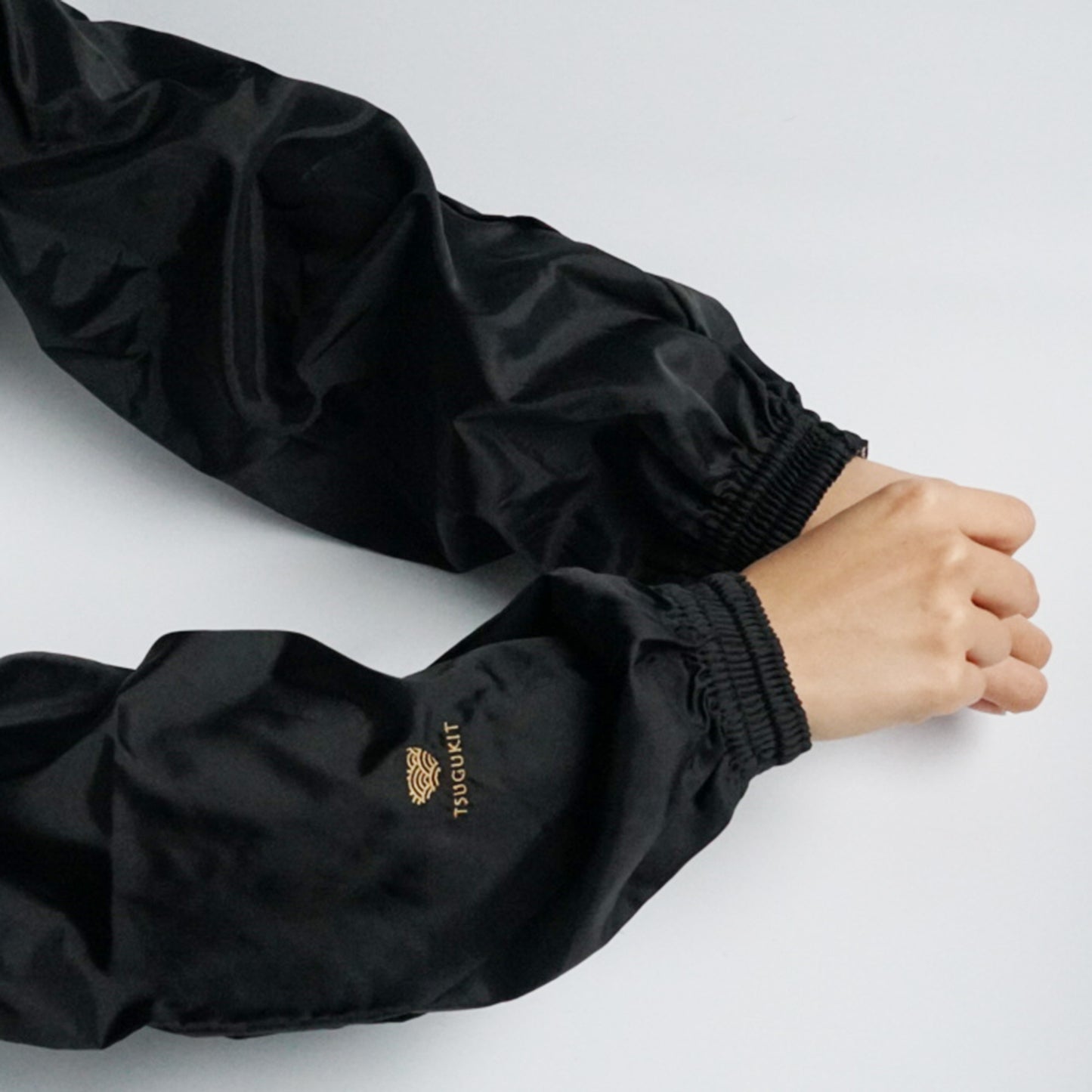 Arm Cover for Kintsugi Repair and DIY【Long Size】Water Repellent Black Nylon Polyester Cotton